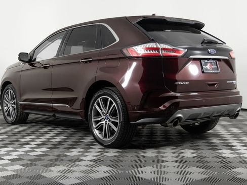 Used 2019 Ford Edge Titanium w/ Equipment Group 301A image 4
