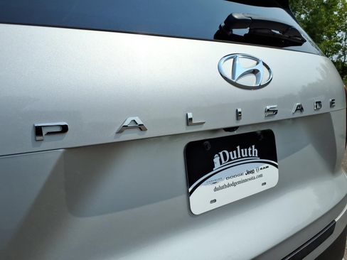 Used 2022 Hyundai Palisade SEL FWD image 18