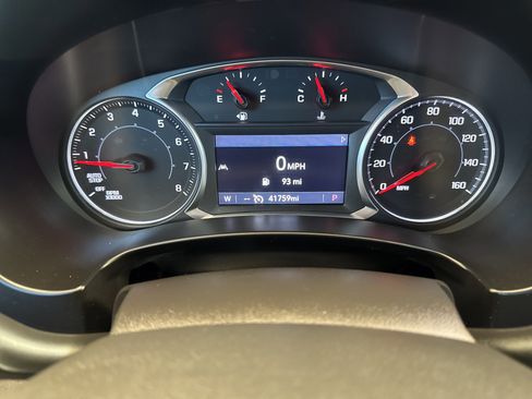 Used 2024 GMC Terrain SLT image 22