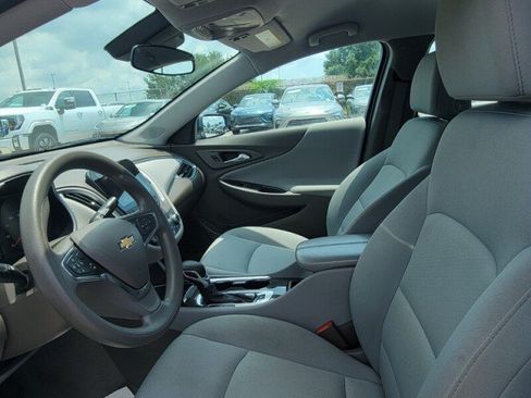 Used 2023 Chevrolet Malibu LT FWD image 11