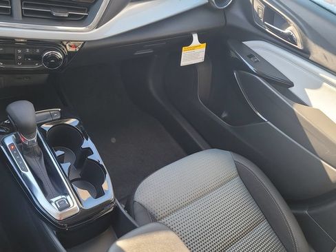 New 2026 Chevrolet Trax LT w/ Driver Confidence Package FWD image 23