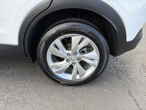 Used 2025 Buick Encore GX Preferred FWD image 30