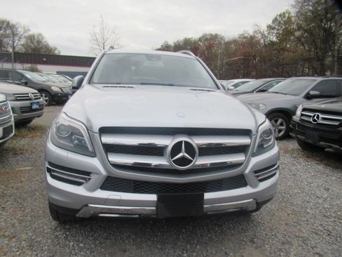 Used 2013 Mercedes-Benz GL 450 4MATIC image 2