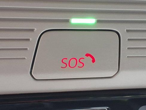 New 2026 Volkswagen Tiguan SE image 21