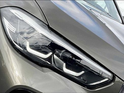 Used 2022 BMW X5 xDrive40i w/ M Sport Package image 31