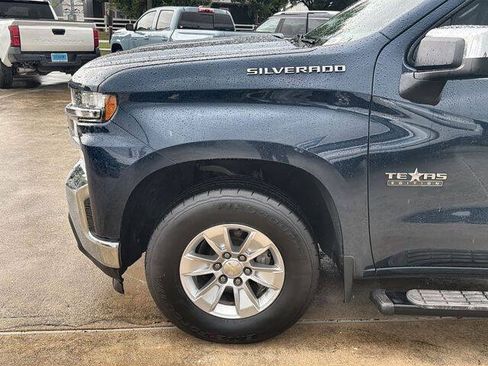 Used 2020 Chevrolet Silverado 1500 LT w/ Texas Edition RWD image 32