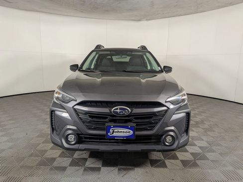 Used 2025 Subaru Outback Premium image 2