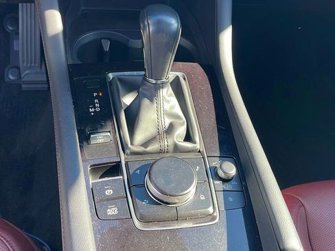 Used 2023 MAZDA MAZDA3 s image 21