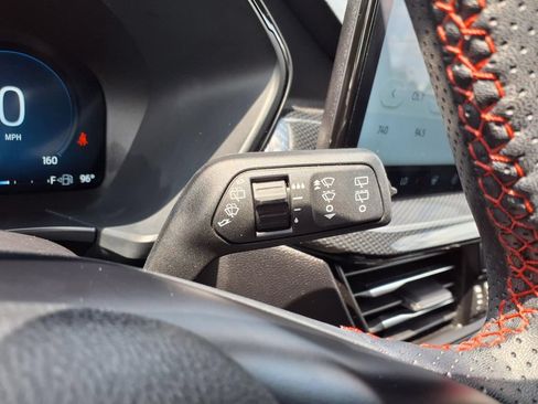 Used 2025 Ford Escape ST-Line Elite AWD/4WD image 18