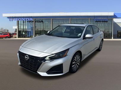 Used 2024 Nissan Altima 2.5 SV w/ SV Premium Package