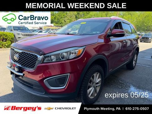 Used 2016 Kia Sorento AWD w/ LX Convenience Package image 1