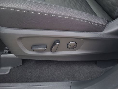 Certified 2025 Nissan Pathfinder SV image 20