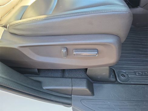 Used 2018 Honda Odyssey EX-L image 40