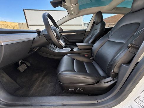 Used 2021 Tesla Model 3 Standard Range Plus RWD image 17