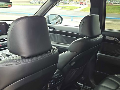 Used 2024 Hyundai Palisade Calligraphy AWD/4WD image 16