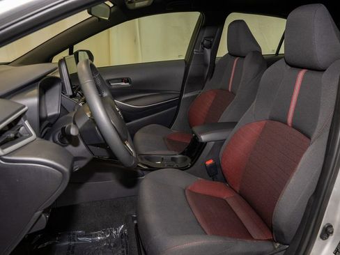 Certified 2025 Toyota Corolla SE image 10