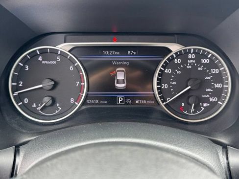 Used 2025 Nissan Sentra SR FWD image 14