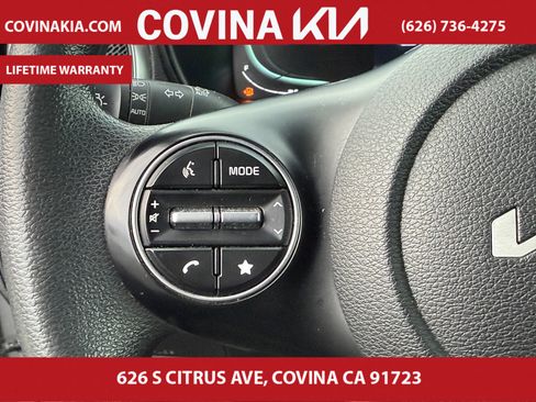 Certified 2023 Kia Soul LX w/ Option Group 015 image 18