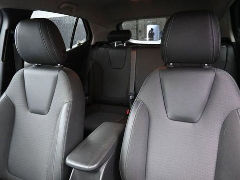 Used 2025 Buick Encore GX Preferred image 14