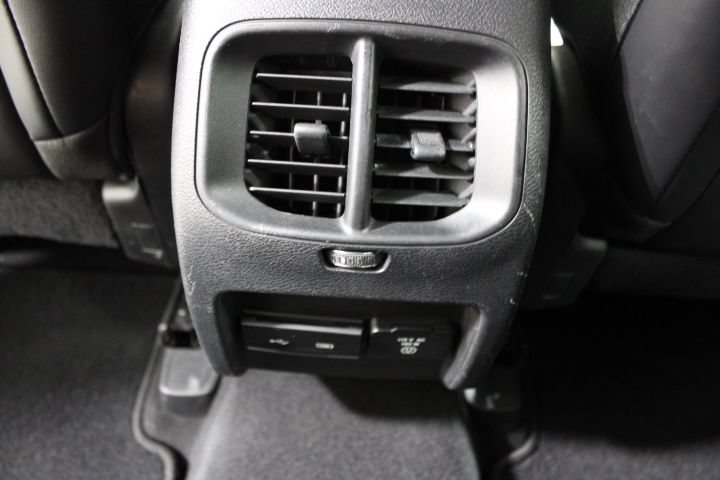 Used 2019 Jeep Cherokee Limited AWD/4WD image 22