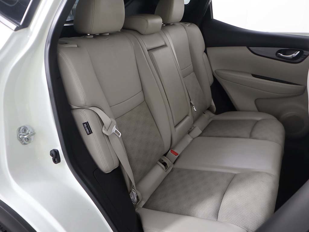 Used 2022 Nissan Rogue Sport SV w/ Technology Package AWD/4WD image 31