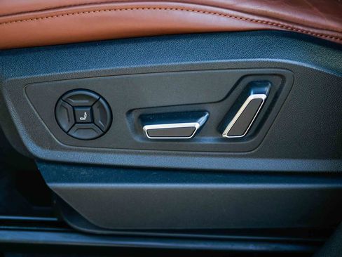 Used 2023 Audi e-tron Chronos w/ Chronos Package image 23