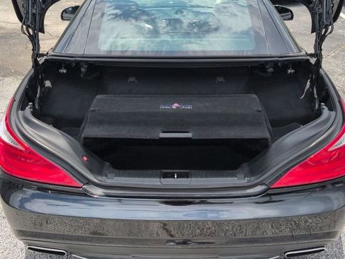 Used 2013 Mercedes-Benz SL 550 image 22