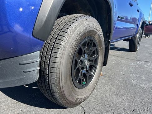 Used 2023 Toyota Tacoma SR5 w/ SX Package image 11