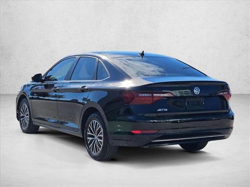 Used 2020 Volkswagen Jetta SE w/ SE Cold Weather Package image 8