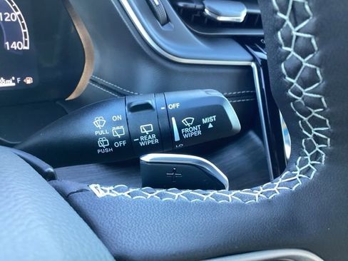 New 2025 Jeep Grand Cherokee L Limited w/ Black Appearance Package AWD/4WD image 37