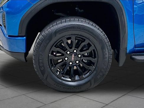 Used 2023 GMC Sierra 1500 AT4X AWD/4WD image 11