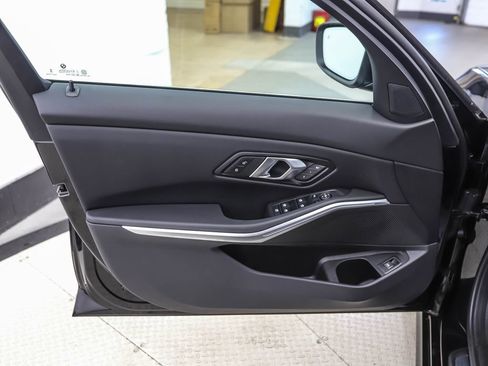 Certified 2025 BMW 330i xDrive 330i xDrive image 9