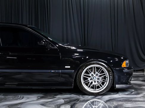 Used 2002 BMW M5 RWD image 4