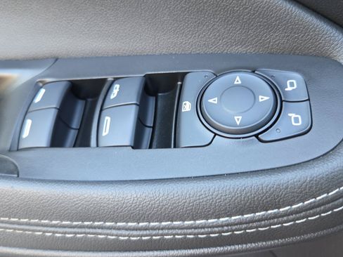 Used 2024 Buick Encore GX Sport Touring w/ Experience Buick Package FWD image 27