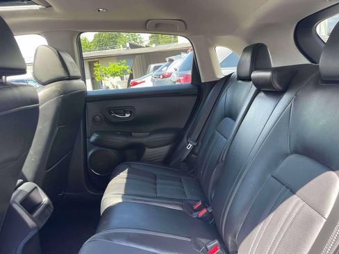 Certified 2024 Honda HR-V EX-L image 11