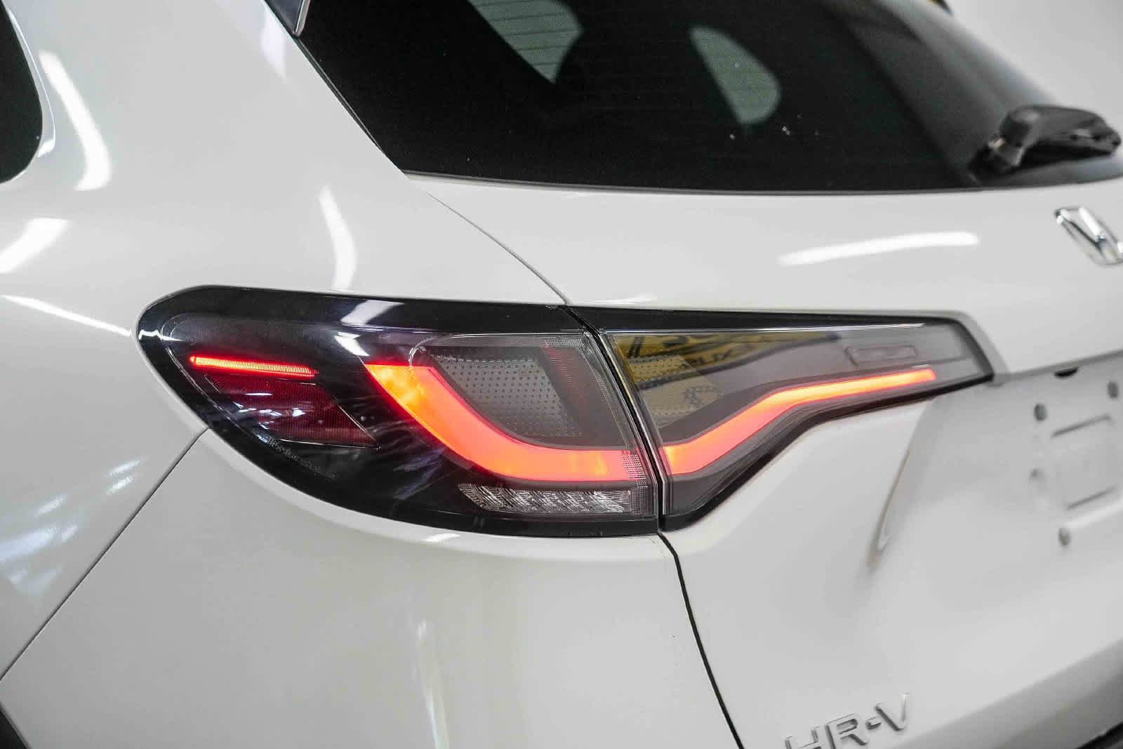 Used 2024 Honda HR-V Sport image 11