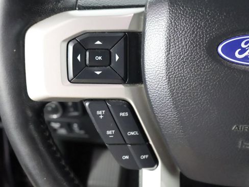 Used 2018 Ford F150 Lariat AWD/4WD image 31