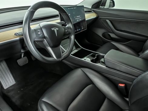 Used 2018 Tesla Model 3 Mid Range RWD image 14