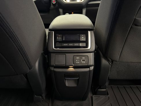 Certified 2025 Subaru Ascent Premium w/ Premium Package image 26