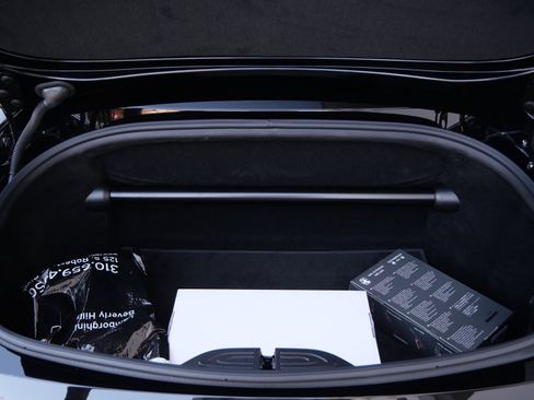 New 2026 Aston Martin V8 Vantage Convertible image 24