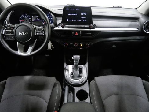 Used 2023 Kia Forte LXS image 10