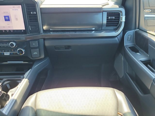Certified 2025 Ford F250 Lariat w/ Chrome Package AWD/4WD image 12
