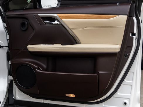 Used 2018 Lexus RX 350L FWD image 40