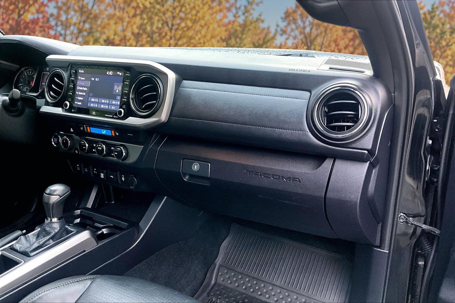 Used 2021 Toyota Tacoma Limited w/ Nightshade Package AWD/4WD image 19