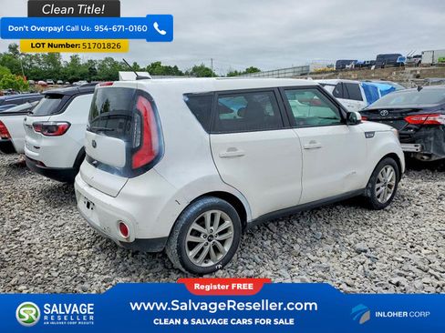 Used 2018 Kia Soul + FWD image 4