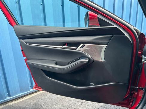 Used 2020 MAZDA MAZDA3 Preferred Package image 32