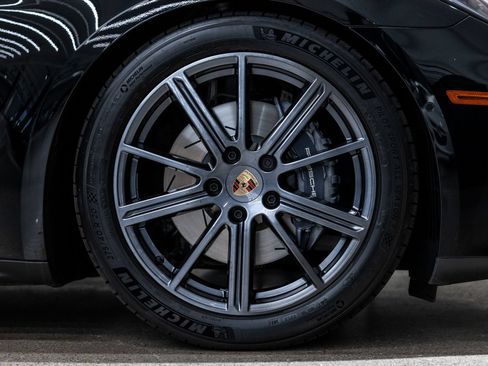 Certified 2025 Porsche Panamera image 20