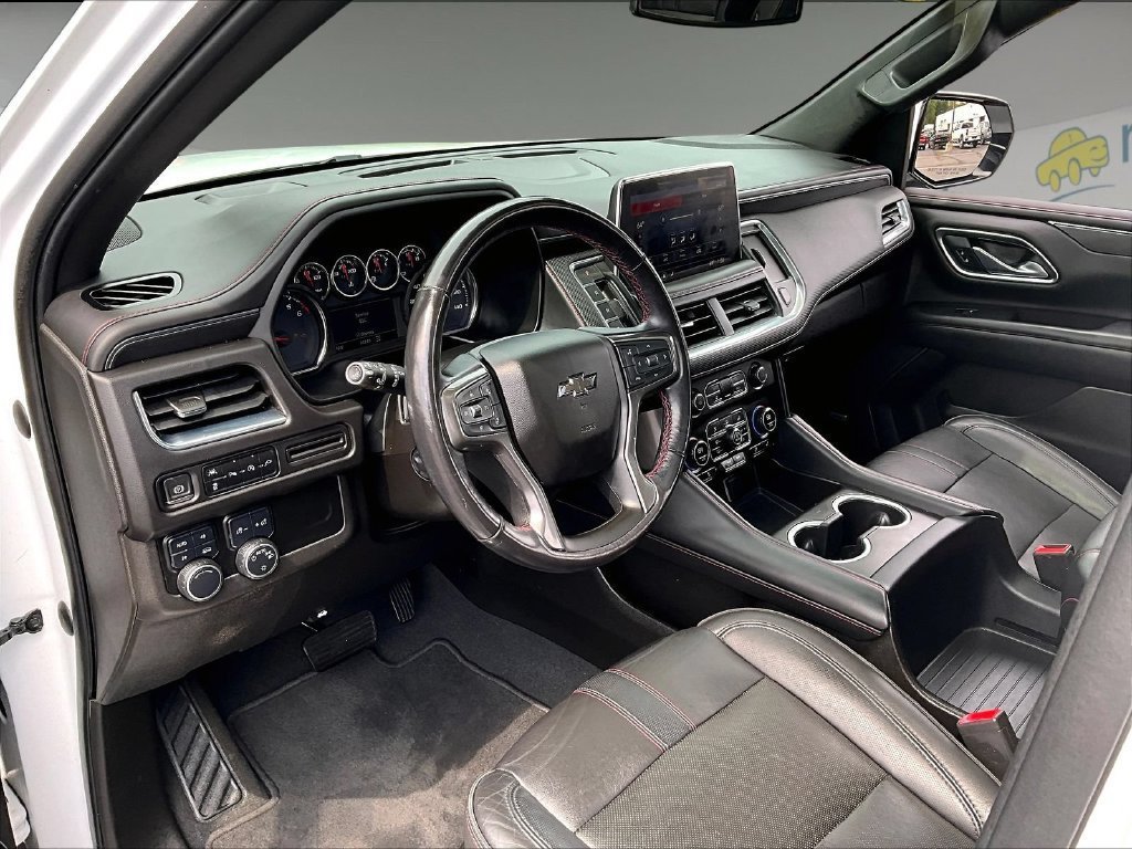 Used 2021 Chevrolet Suburban RST w/ Luxury Package AWD/4WD image 8