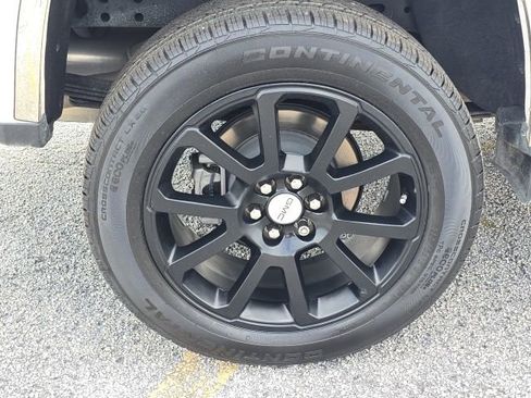 Used 2022 GMC Canyon Denali image 11