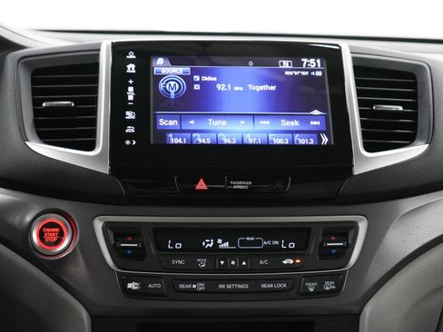 Used 2017 Honda Pilot EX image 18